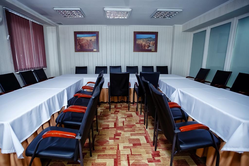 City Hotel Tien Shan Koktobe 外观 照片