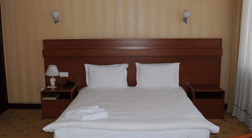 City Hotel Tien Shan Koktobe 外观 照片